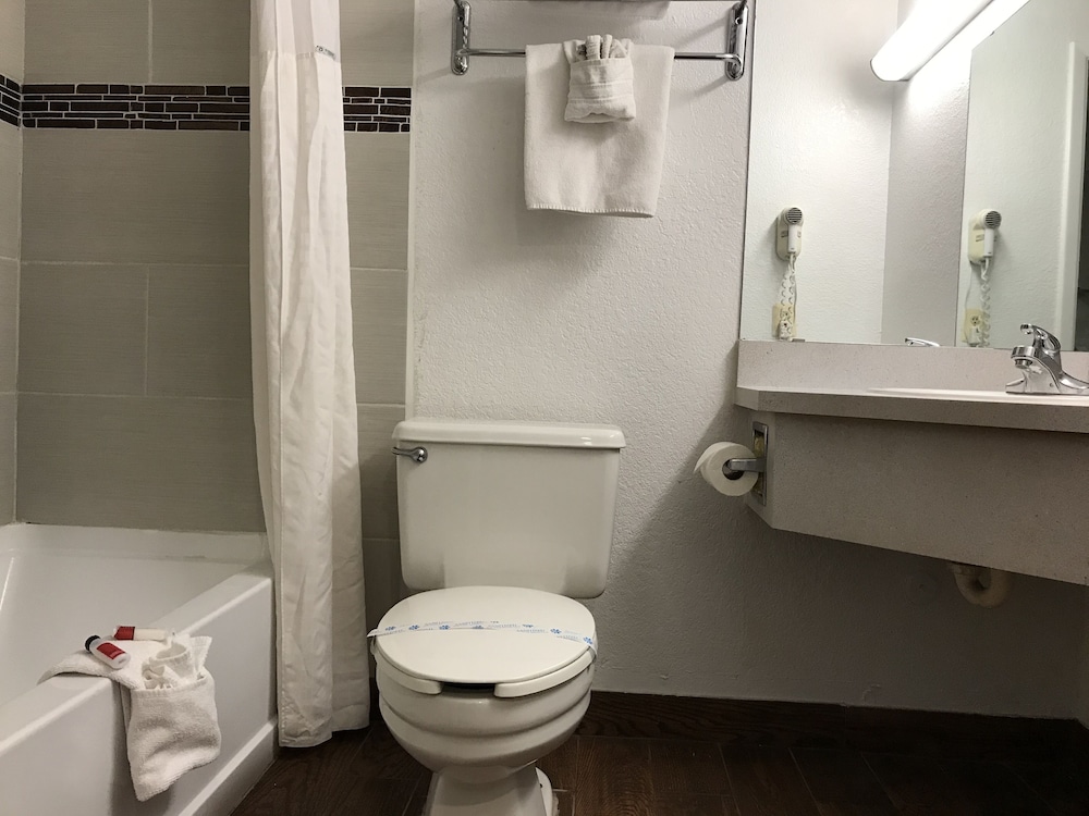 Travelodge by Wyndham Truth or Consequences 9/25