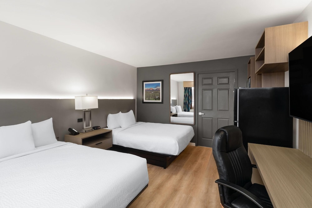 Baymont by Wyndham Rock Springs 14/29