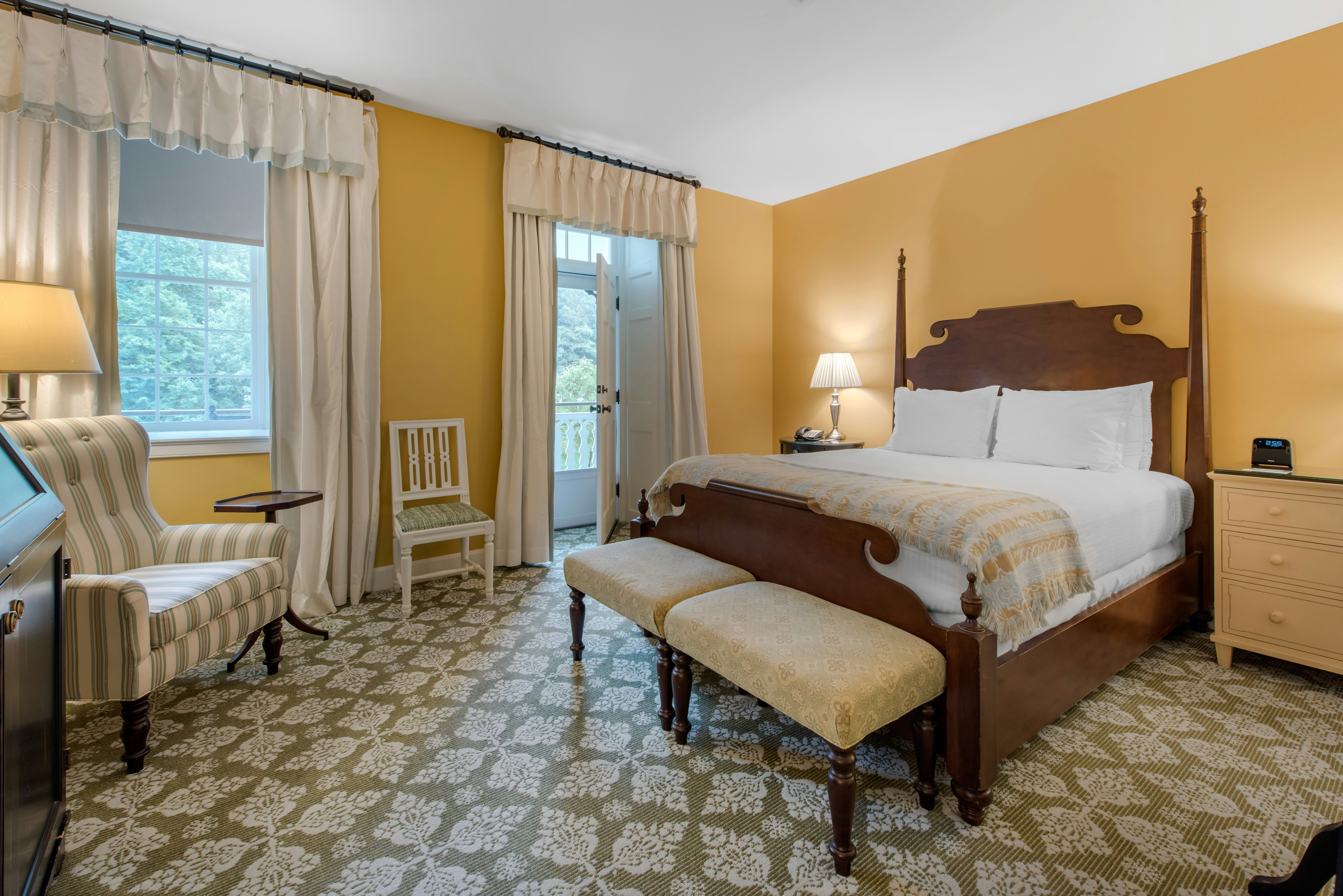 Room, Queen Bed, Resort View, Patio, Accessible