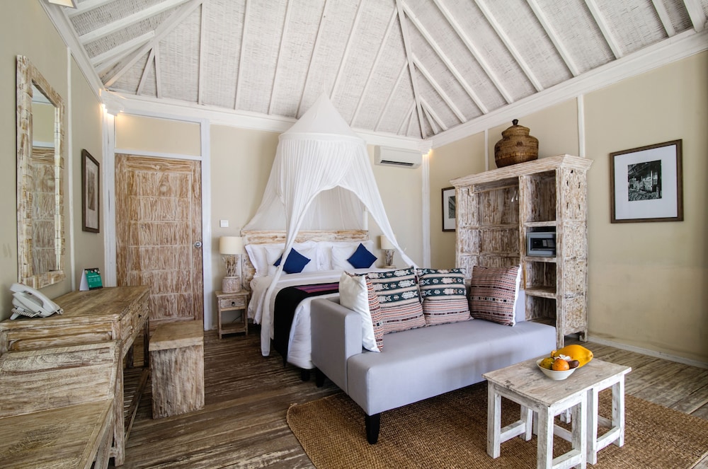 Sudamala Resort Seraya Flores 24/65
