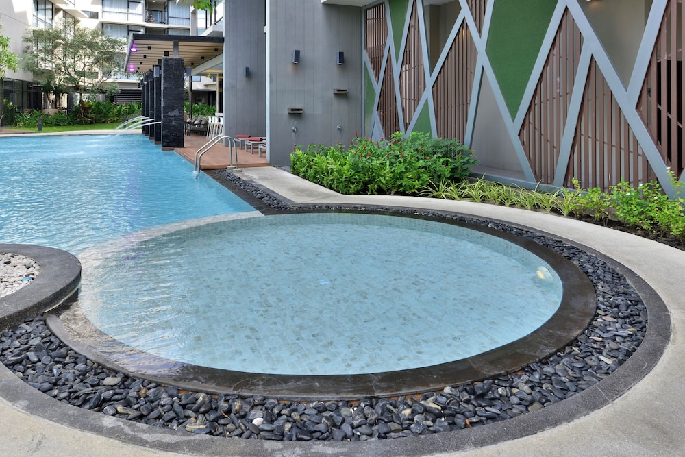 Altera Hotel And Residence Pattaya 56/62