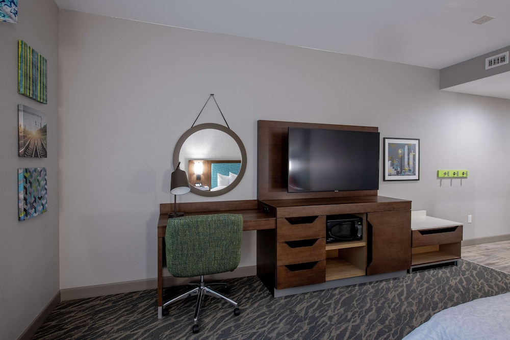 Hampton Inn Suites Duncanville Dallas Tx 48/55