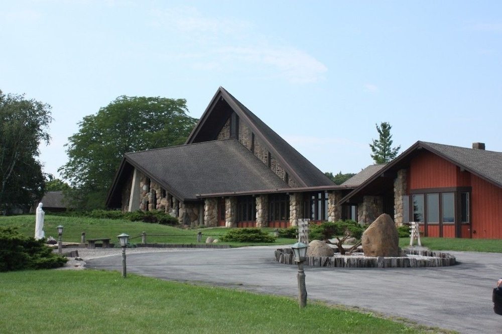 Allegiance Bed and Breakfast 4/44