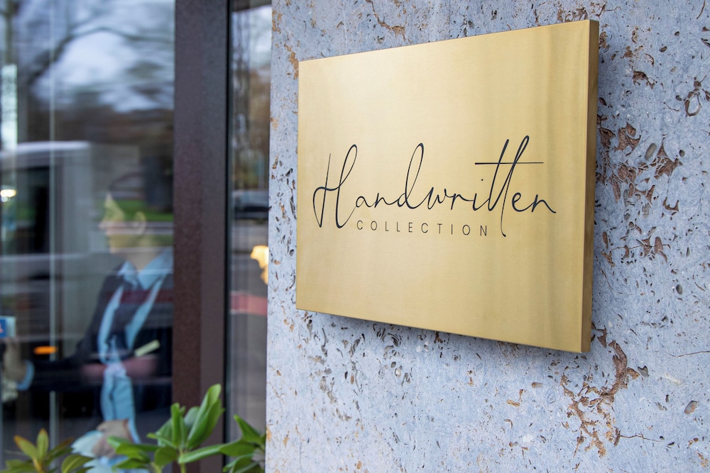 MUZE Hotel Dusseldorf - Handwritten Collection 22/49