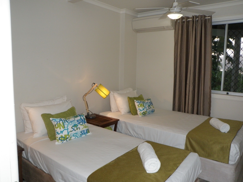 شقة بإطلالة على المسبح بغرفة نوم واحدة، Airlie Apartments 2/3