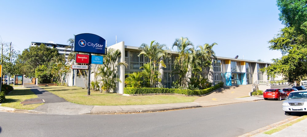 City Star Lodge 3/46