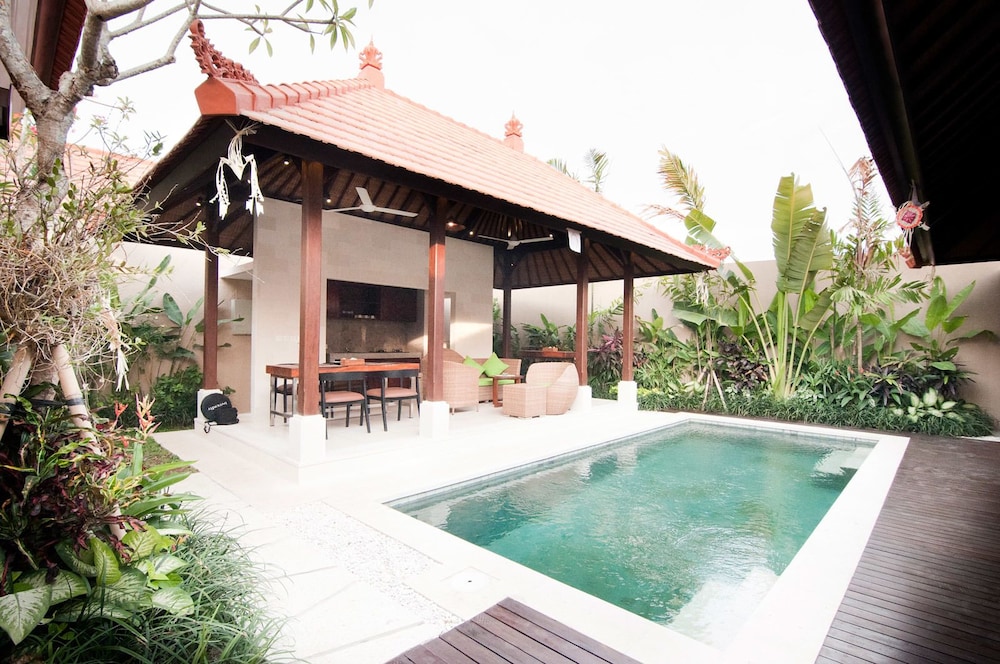 Villa Puspa 37/48