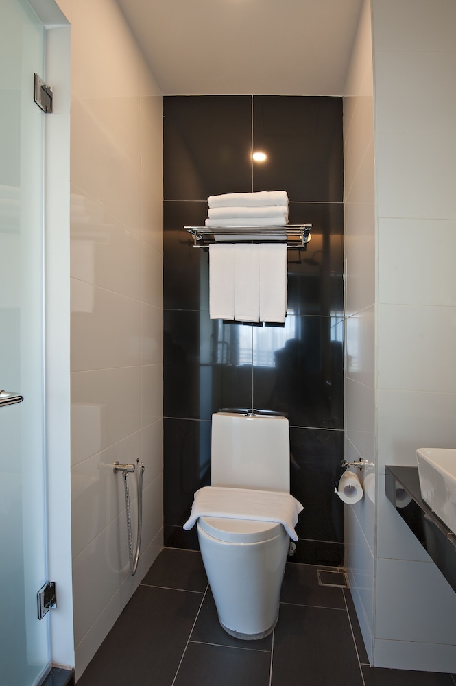 Hotel Arissa 11/57