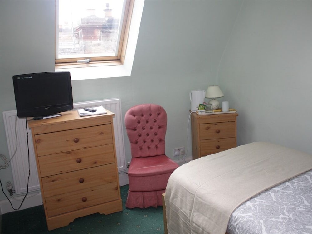 Airdenair Guest House 33/50