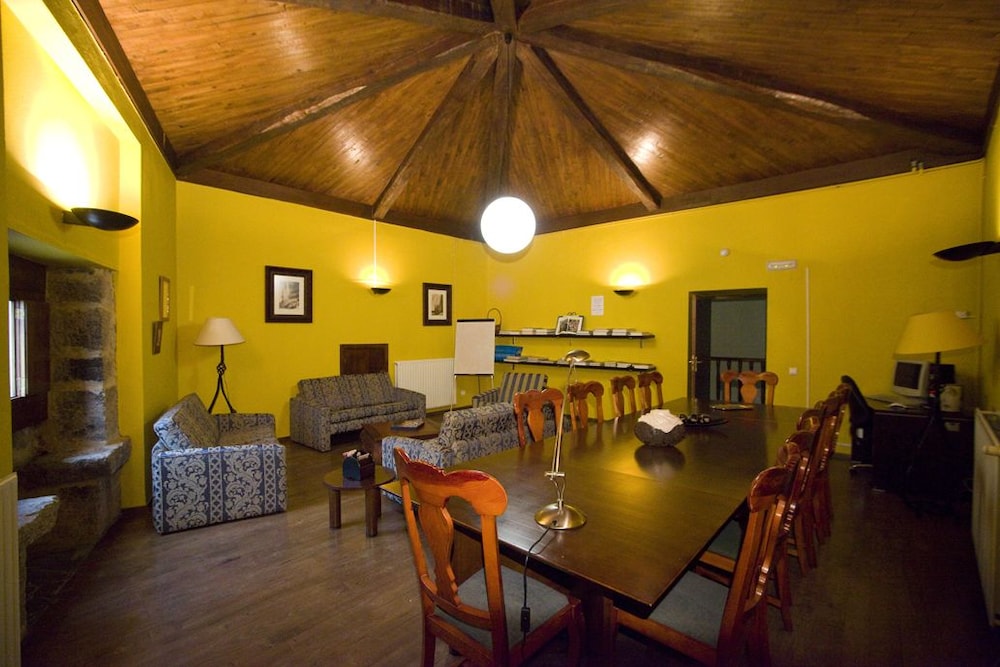 Hotel Castillo de Valdes Salas 18/26