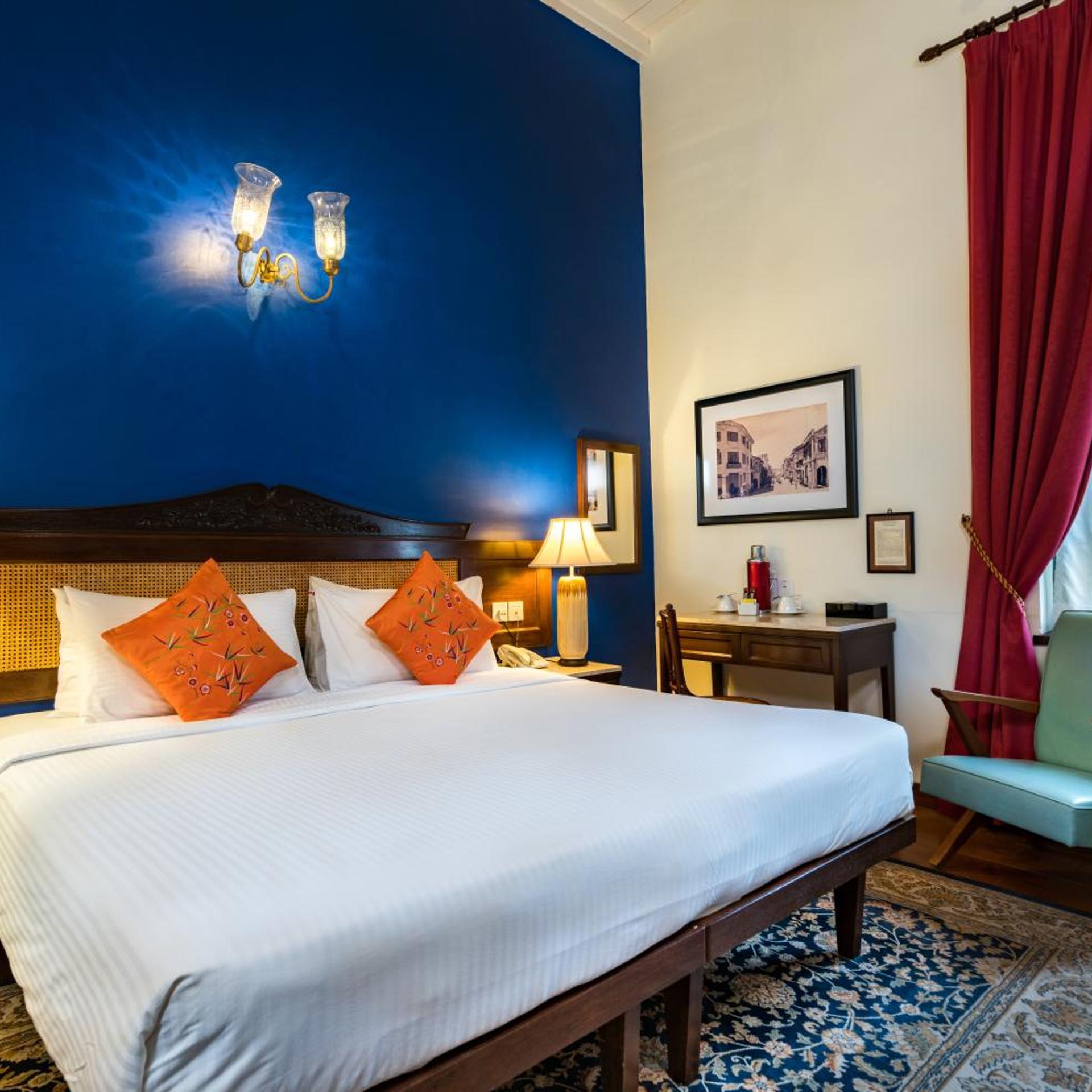 Deluxe, Mansion, King Bed