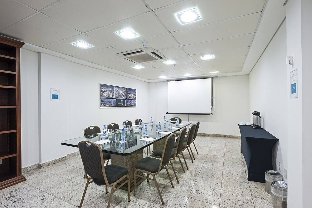 Firenze Business Hotel (ex Slaviero Essential Palhoca Viacatarina) 50/63
