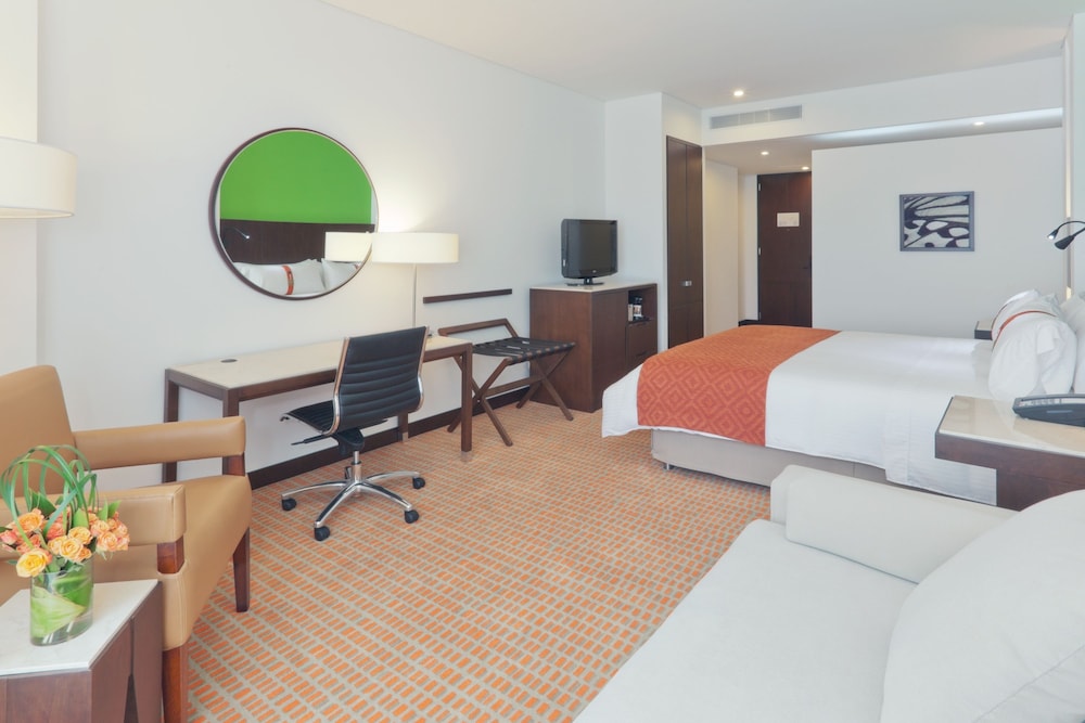 Holiday Inn Bogota Airport 28/75