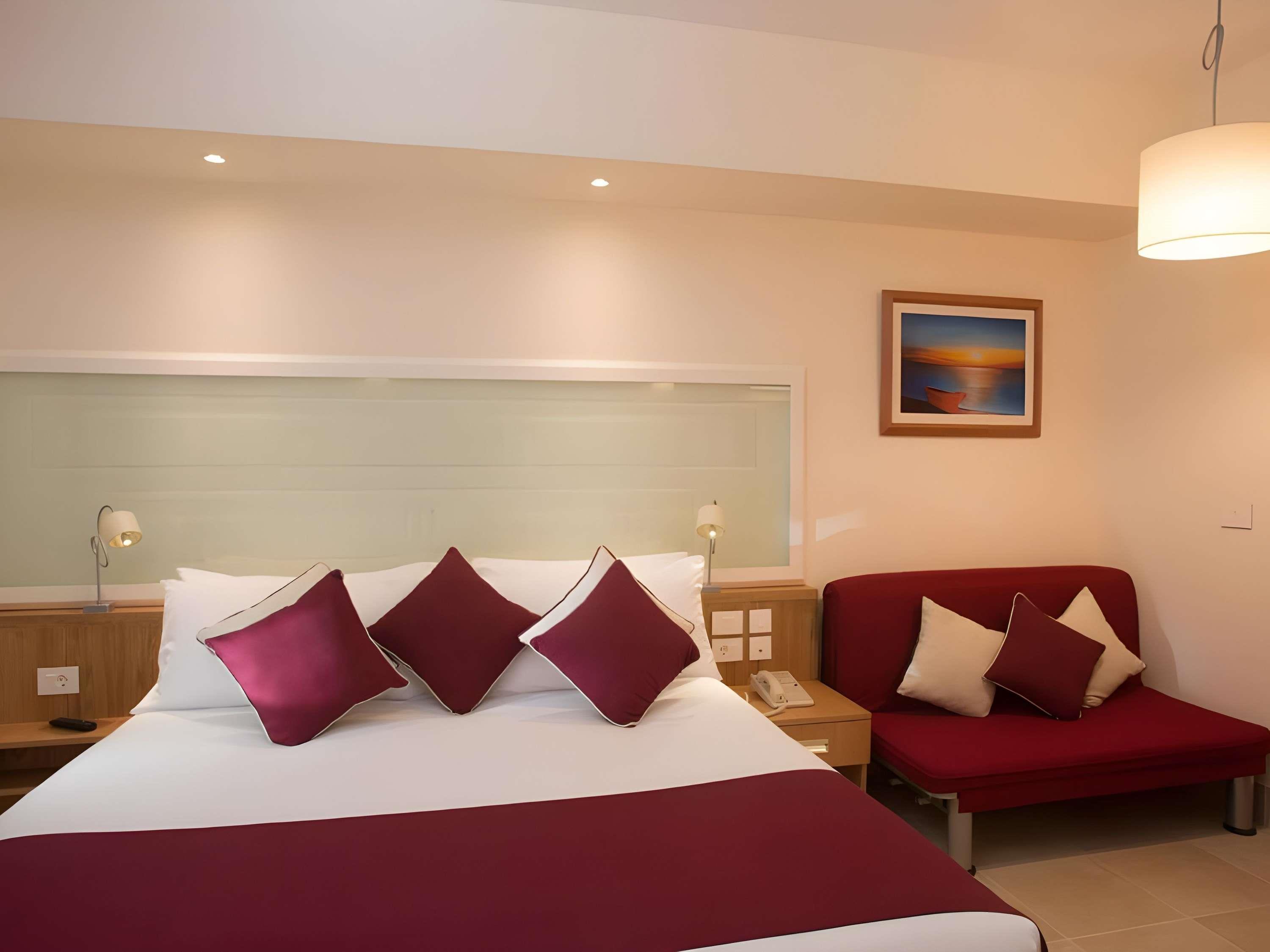 Superior, Double Bed, Mercure Hurghada 4/8