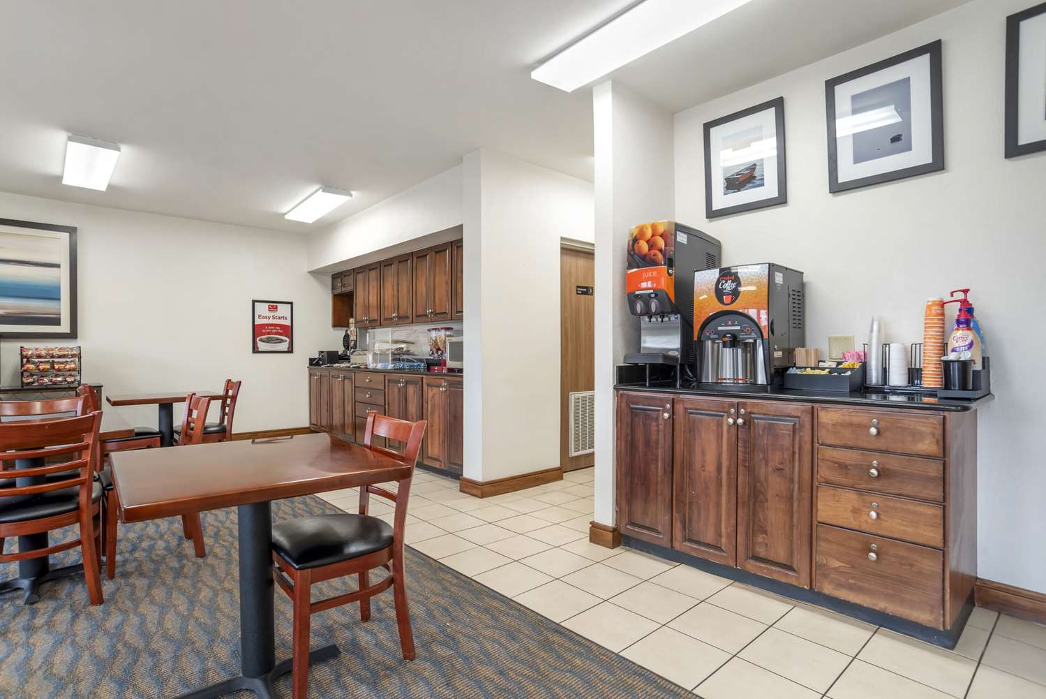 Econo Lodge Moss Point - Pascagoula 8/29