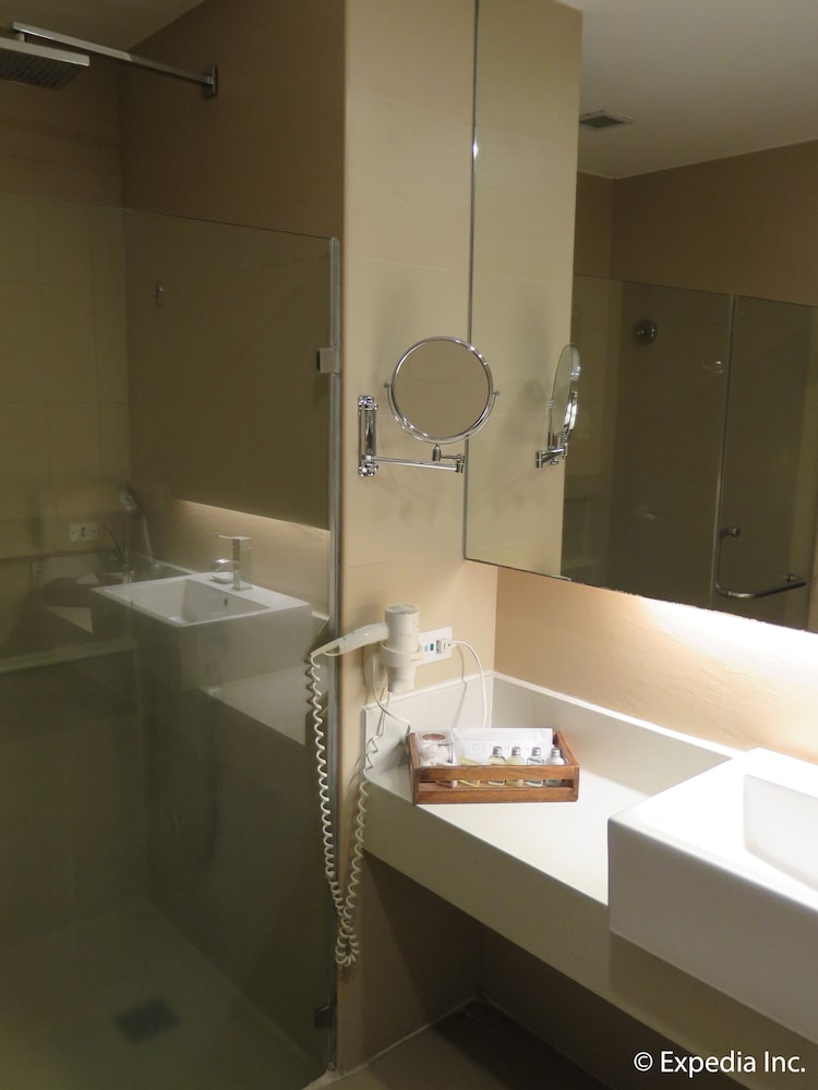 Summit Ridge Tagaytay 20/74