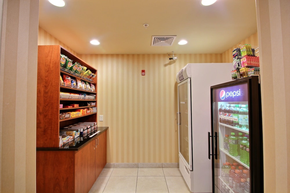 Cobblestone Inn & Suites -- Brillion, WI 3/40