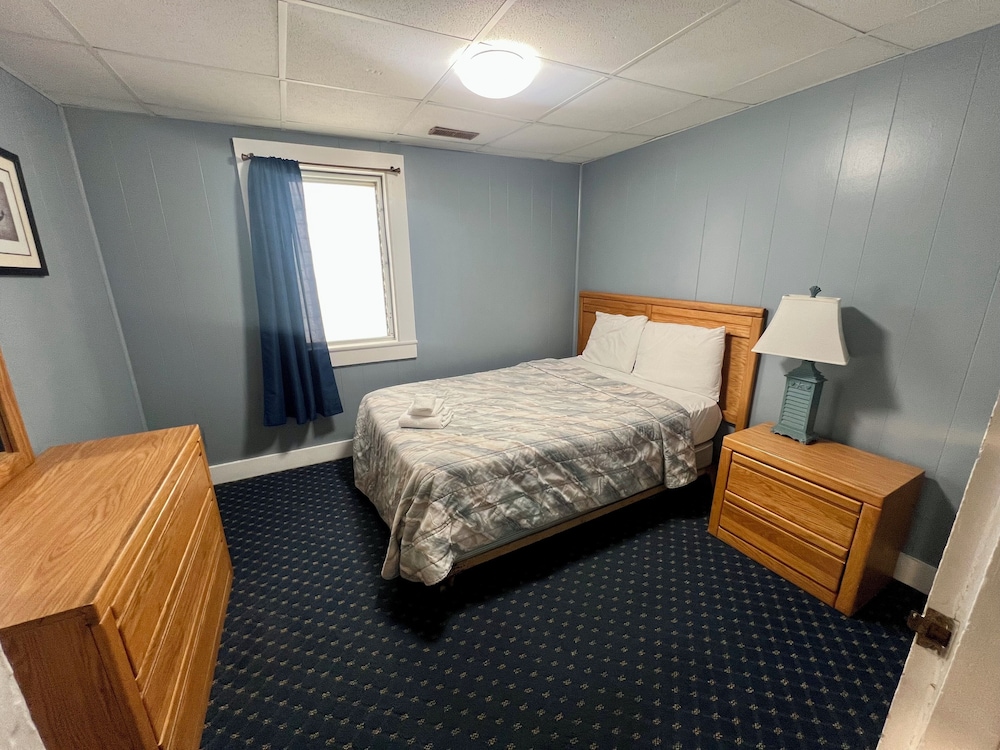 Majestic Hotel & Apartments 15/50