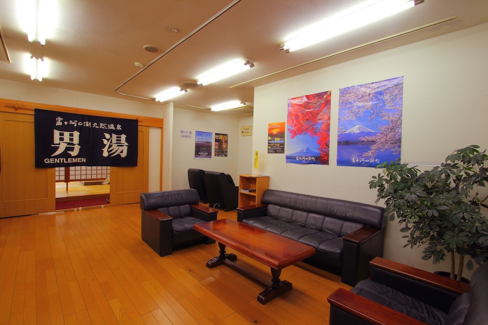 Hotel New Century 23/38