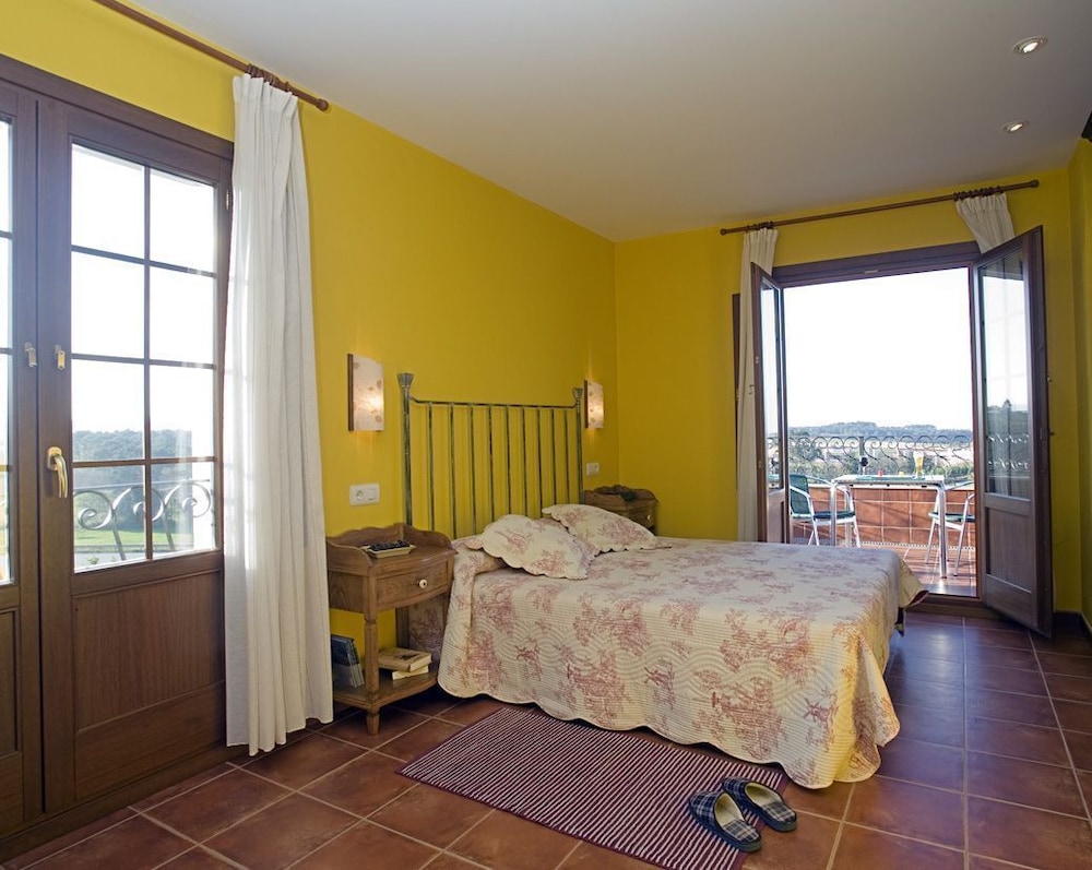 HOTEL RURAL SUQUIN 20/46