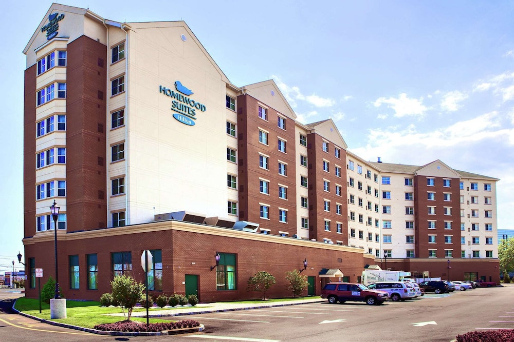 Homewood Suites by Hilton East Rutherford - Meadowlands, NJ 3/81