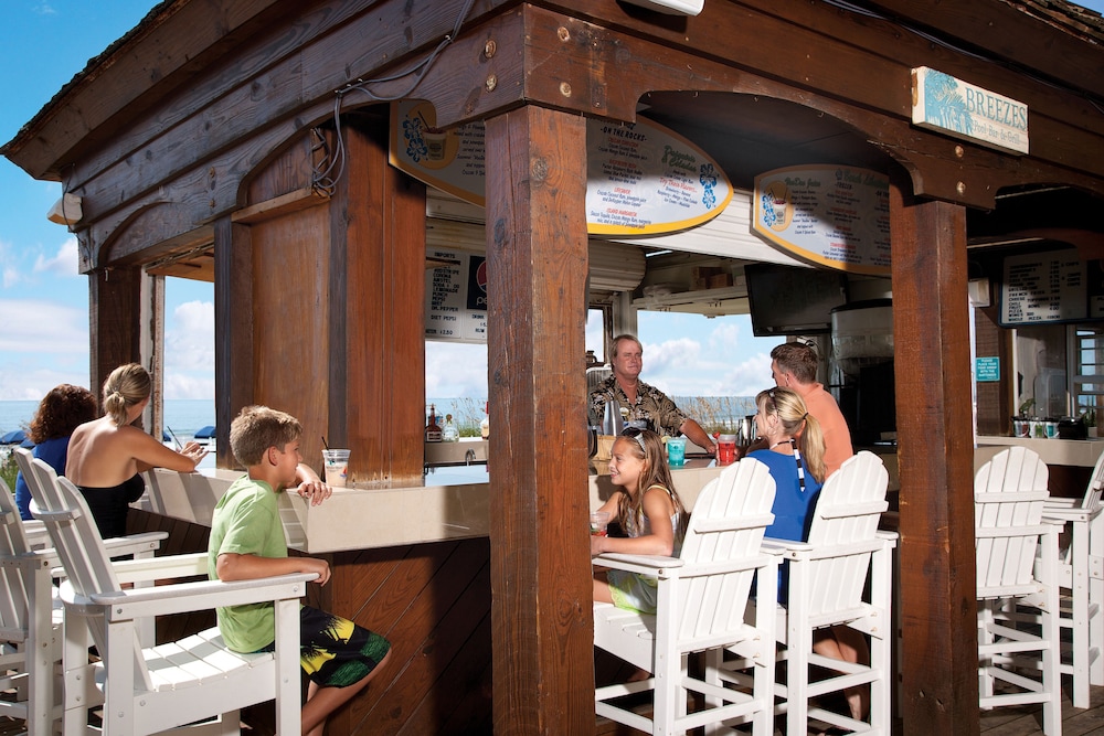 Beach Cove Resort 18/75