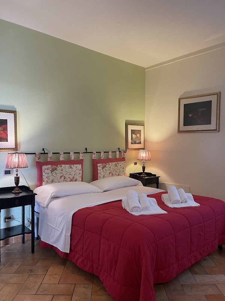 RELAIS CORTE BENEDETTO 13/74