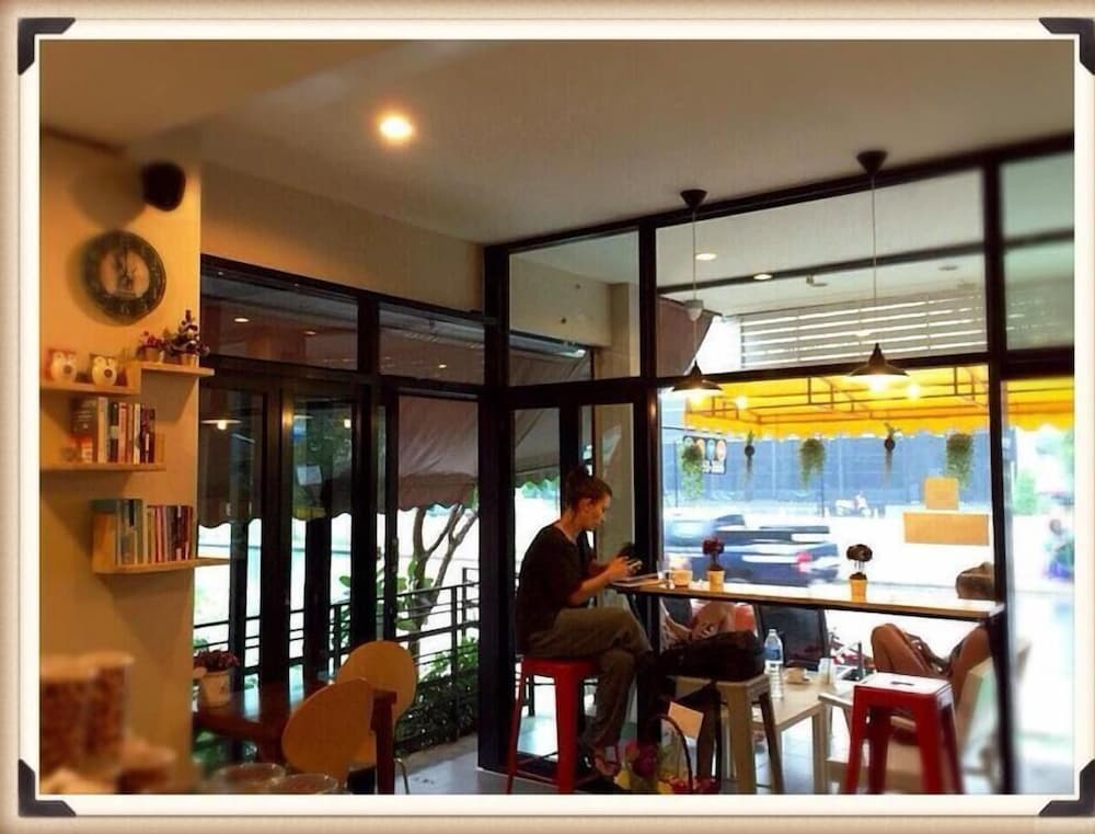 U Dee Room & Coffee 30/38