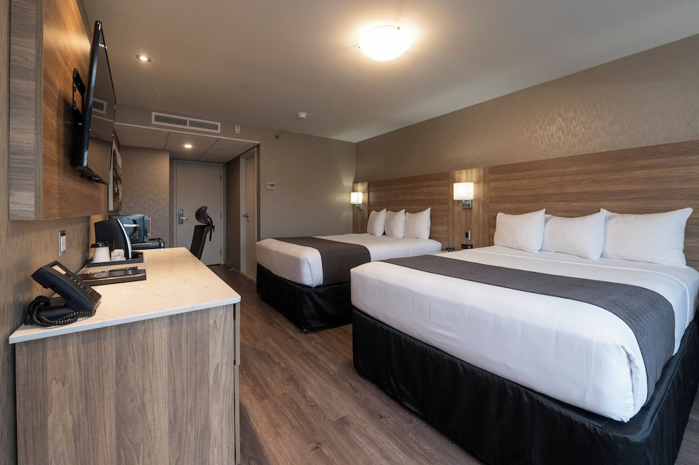 DESIGN, 2 QUEEN BEDS