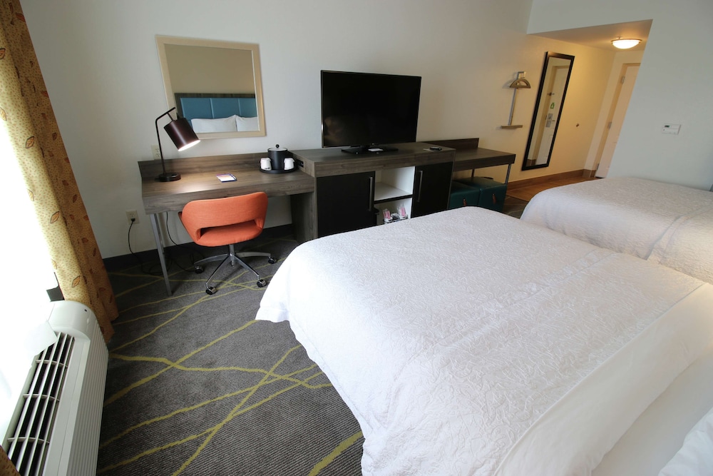 Hampton Inn Suites Palm Coast 32/72