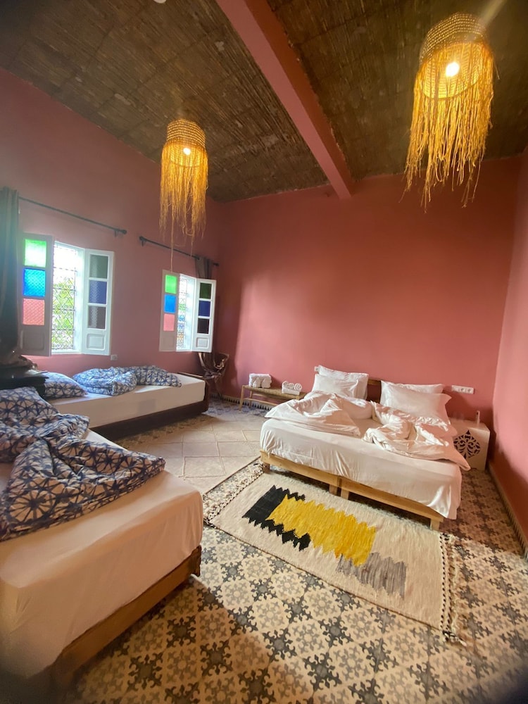 Riad Milouda 17/50