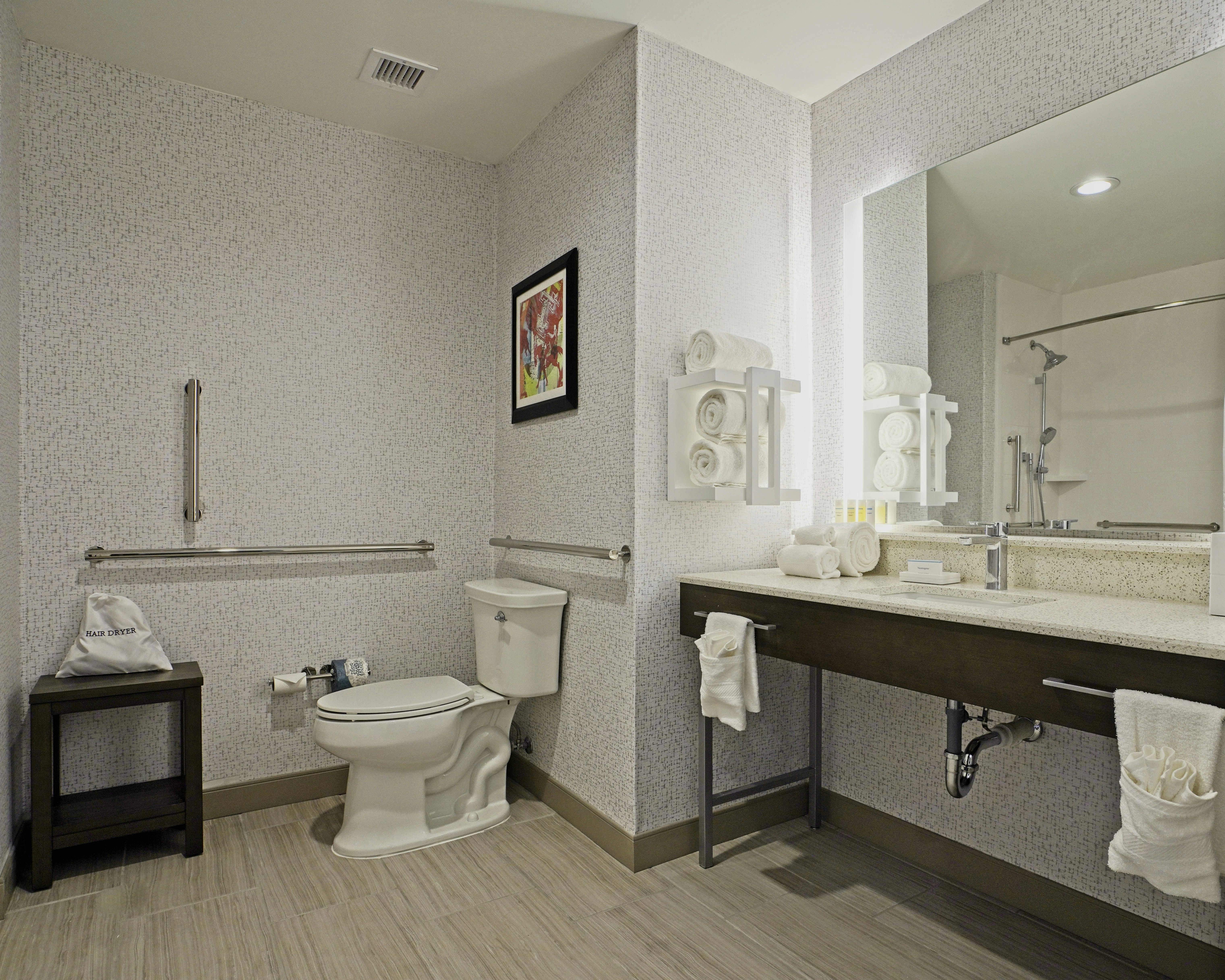 ROOM, 2 QUEEN BEDS, ACCESSIBLE