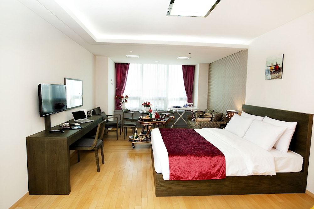 Hotel Hu Incheon Airport 7/65