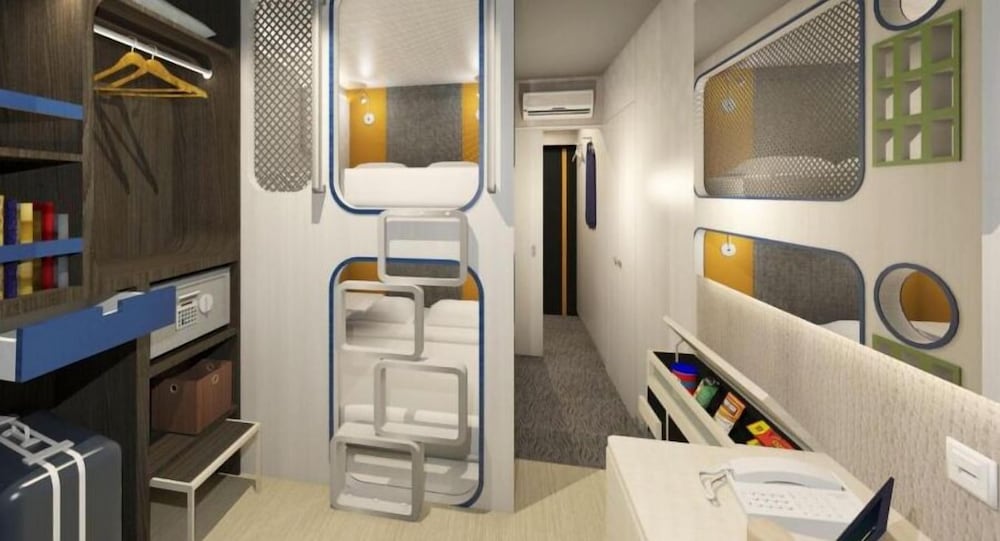 CUBE Family Boutique Capsule Hotel at Chinatown 40/66
