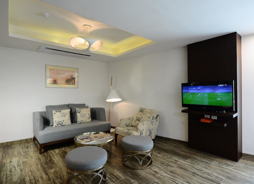 Howard Johnson by Wyndham Kolkata 40/66