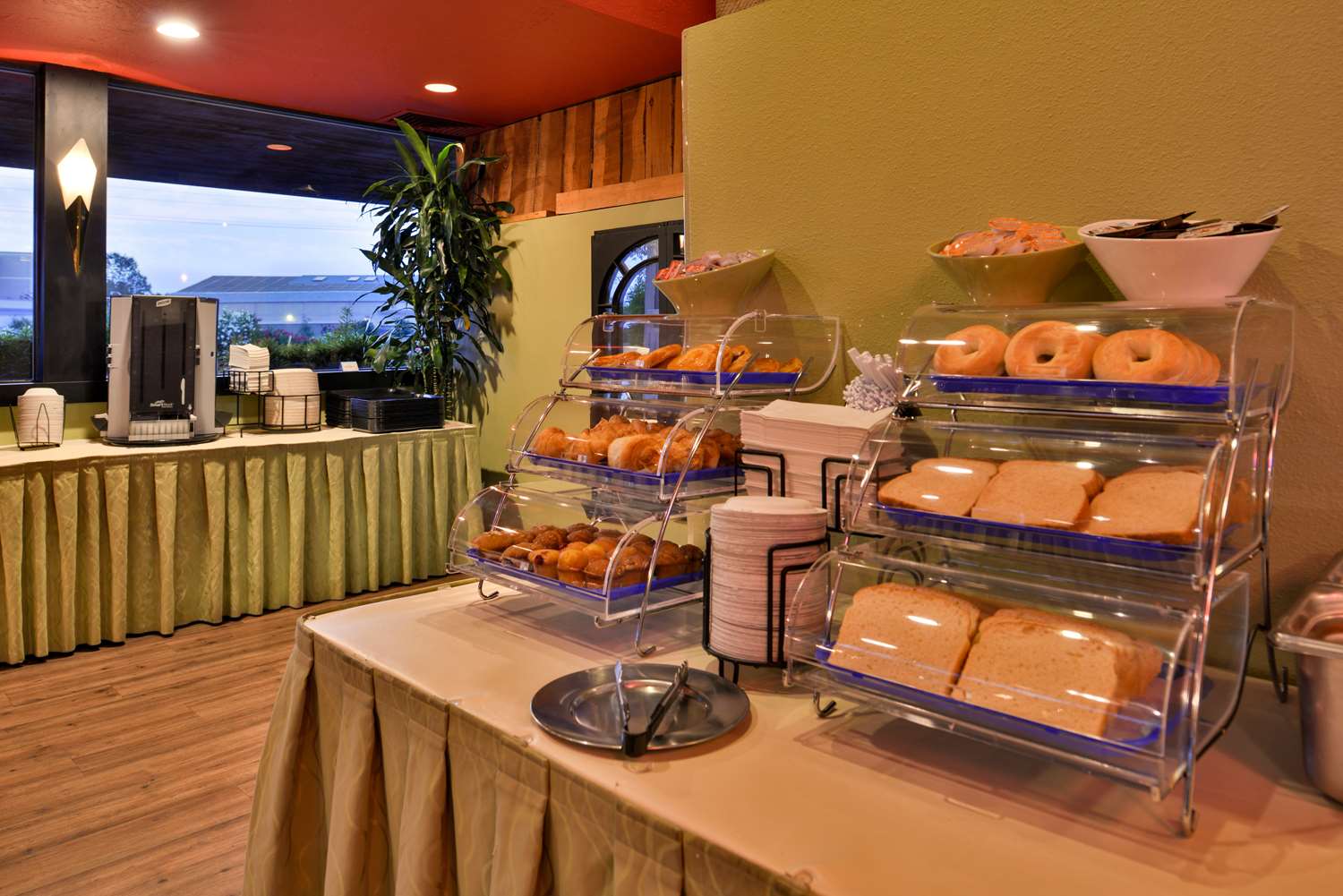 Best Western Corte Madera Inn 38/54