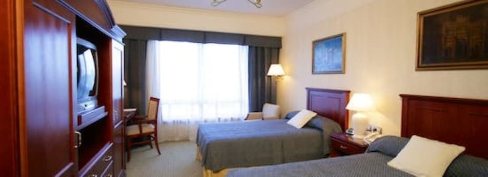 EPIC HOTEL VILLA MERCEDES 9/60