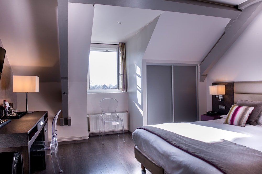 Relais Du Silence Le Grand Hotel D Uriage 10/36