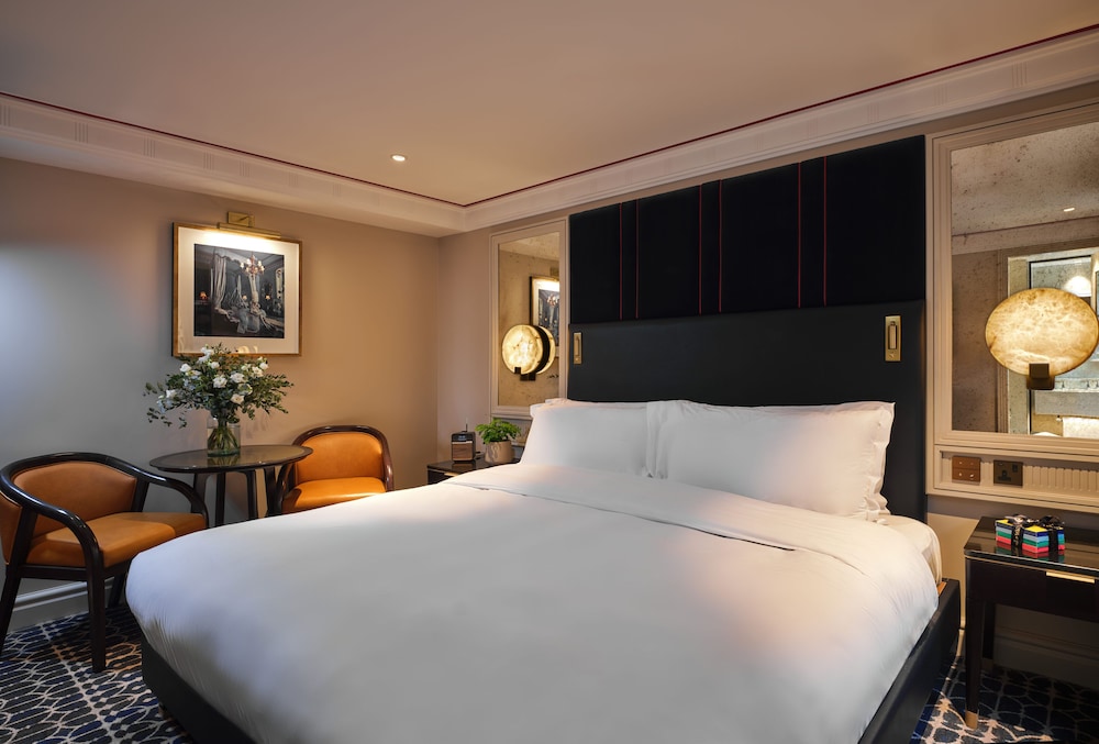 The Mayfair Townhouse – an Iconic Luxury Hotel 12/66