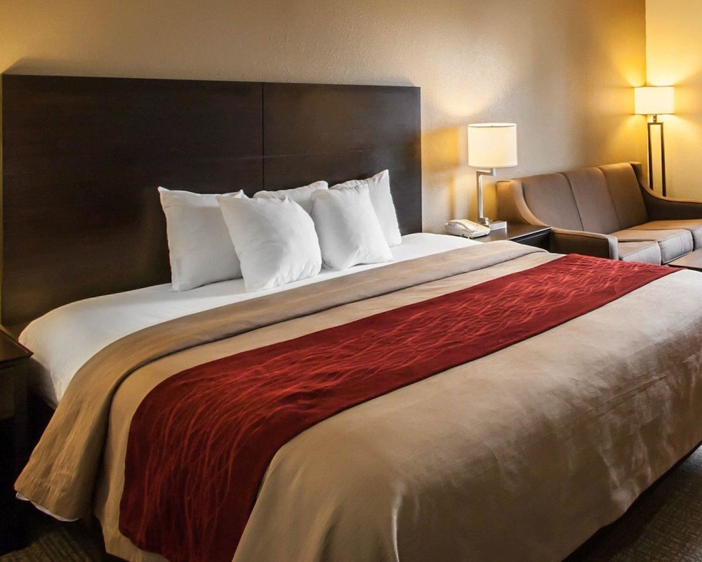 Quality Inn Hayti Comfort Inn Hayti 10/26