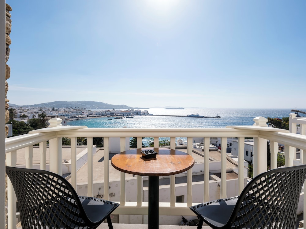 Yalos Hotel Sunset View 43/50