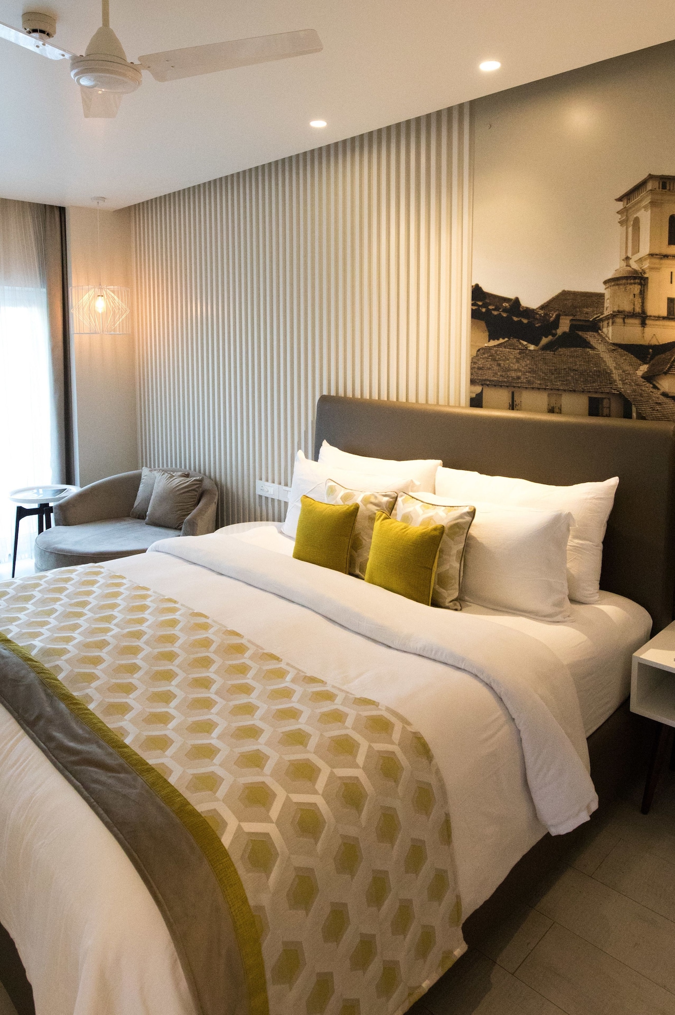 River, Suite, Double Bed, Balcony