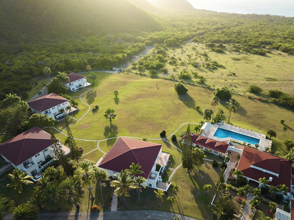 Mount Nevis Hotel and Beach Club 44/72