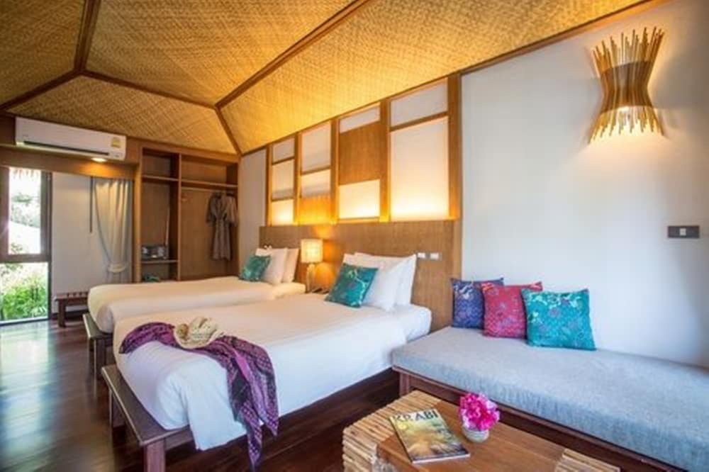 Tup Kaek Sunset Beach Resort and Spa 30/75
