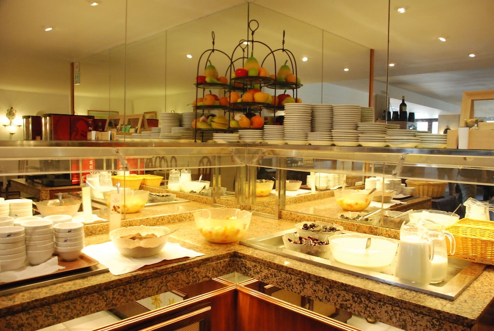 Pinos Playa Hotel 28/50