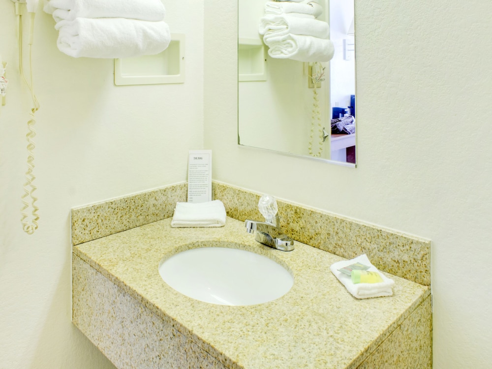 Travelodge by Wyndham Miles City 52/60
