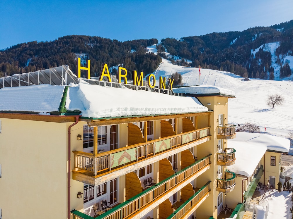 HARMONY HOTEL HARFENWIRT 1/38
