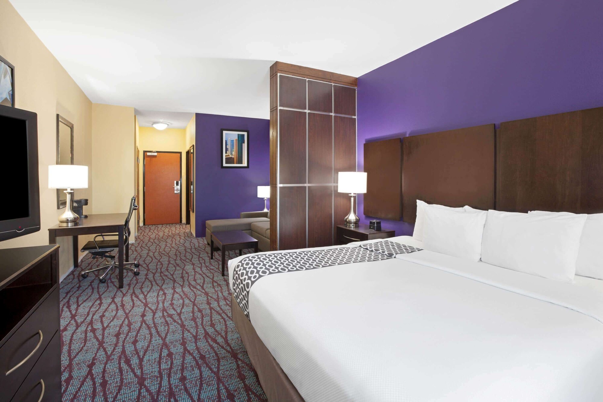 غرفة ديلوكس بسرير كينج بحوض استحمام لذوي الإعاقة