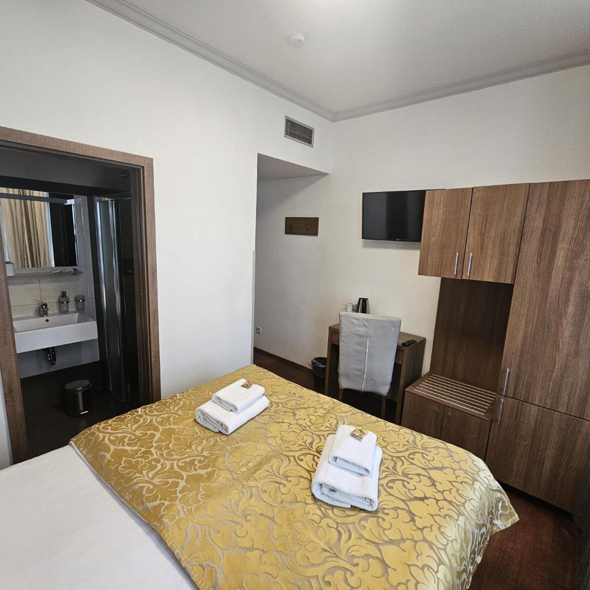 HOTEL PRAGUE STAR 52/62
