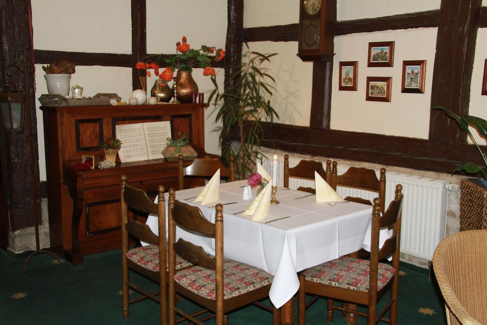 Hotel Zur Goldenen Sonne 13/24